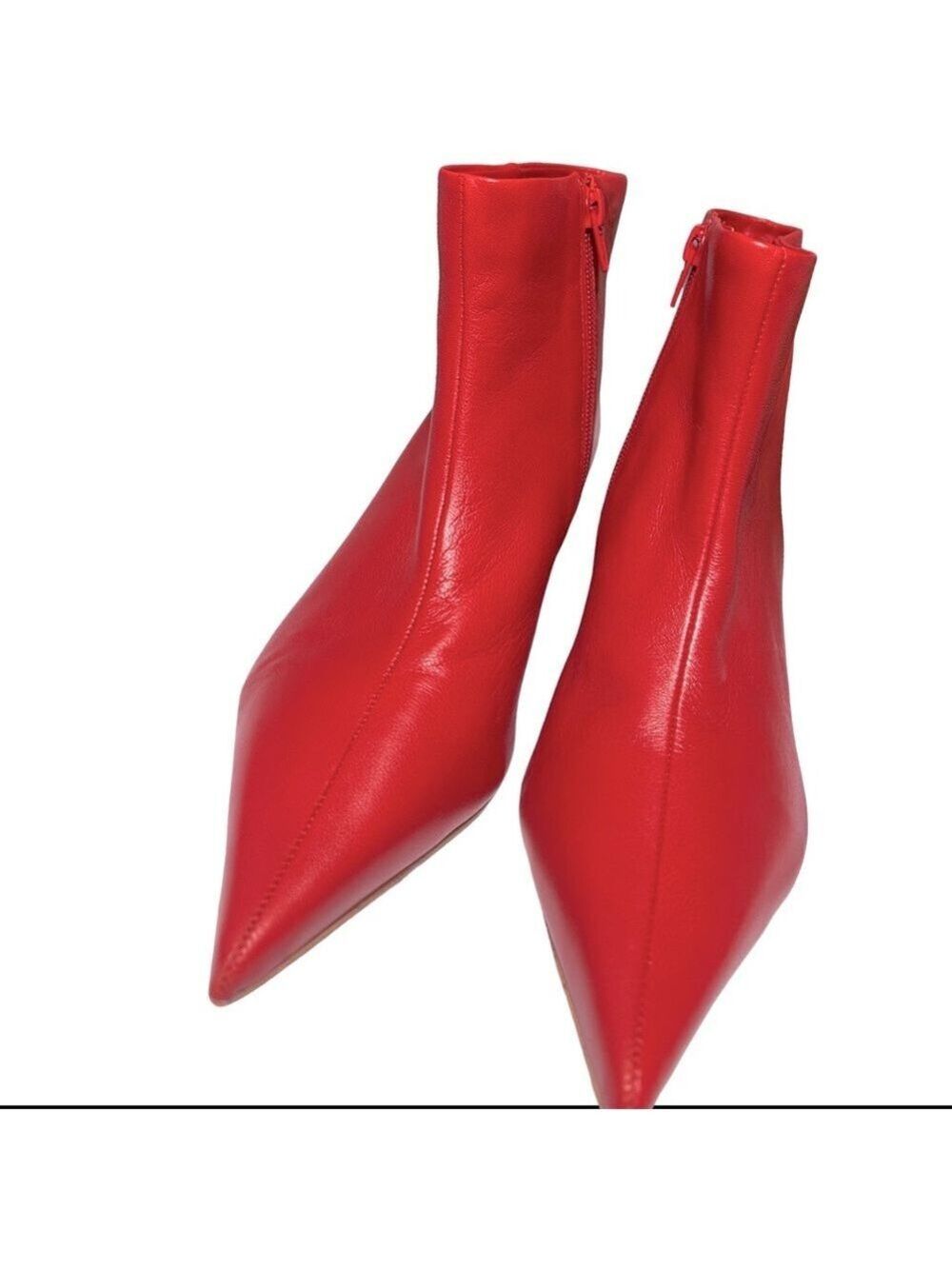 NWOB $140 Gianni Bini, the Georgina Leather Kitten Heel Booties - Picture 6 of 13